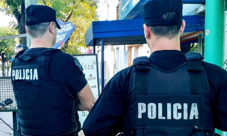 Michlig pide que se vacune a todo el Personal de la Policía 