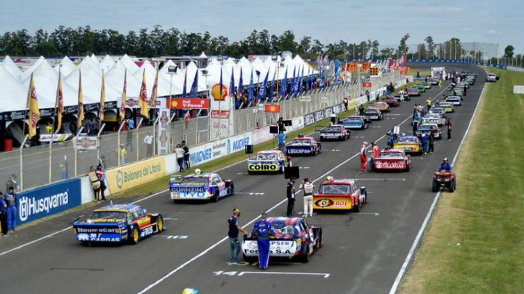 El Turismo Carretera descarta correr entre semana