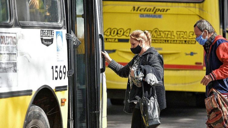 Volvieron a circular los colectivos en Santa Fe