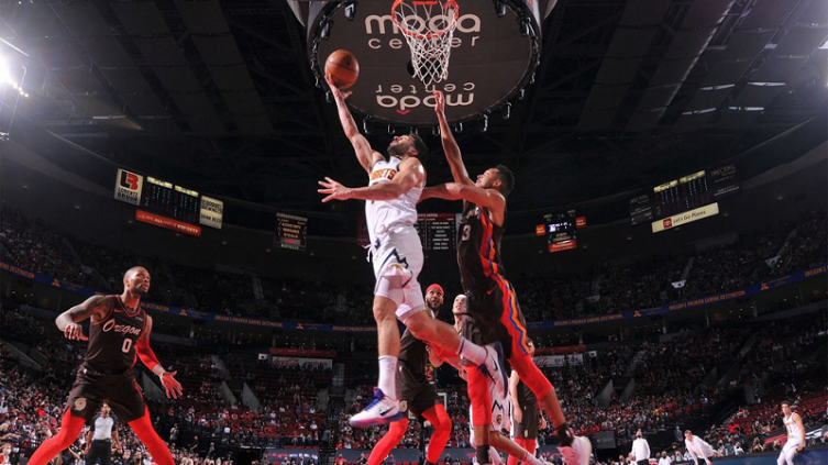 Denver eliminó a Portland y está en cuartos