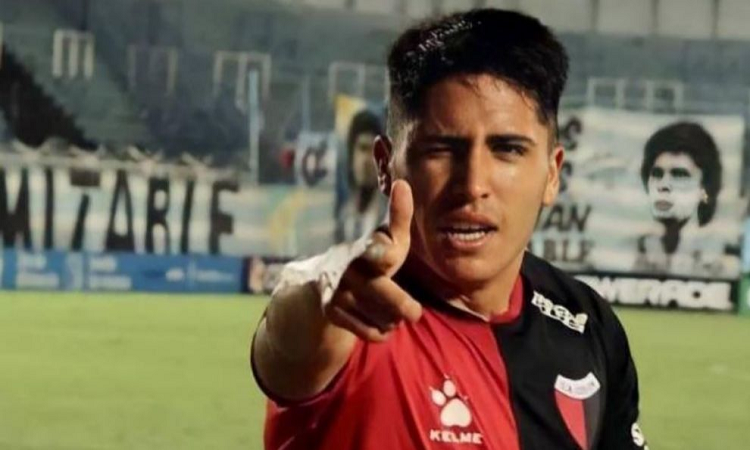 Atlético de Madrid y Villarreal siguen a Facundo Farías