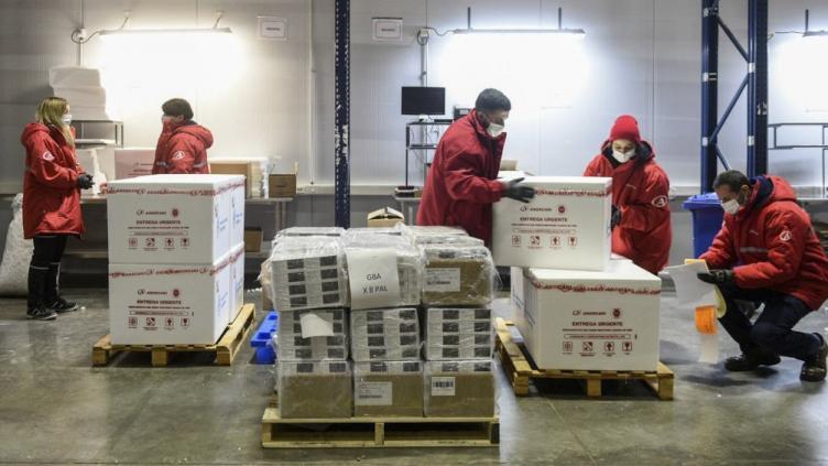 El lunes llegan más de 930 mil vacunas AstraZeneca