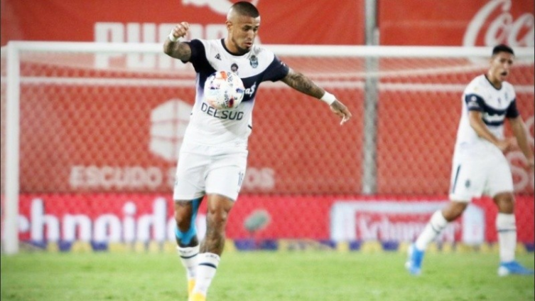 Rosario Central  anotó a dos carrileros en el mercado de pases