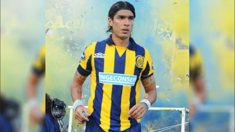 Se retira el Loco Abreu, el ex delantero canalla