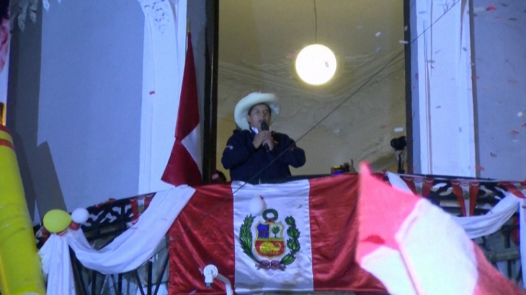 Balotaje en Perú: ambos partidos salieron a las calles