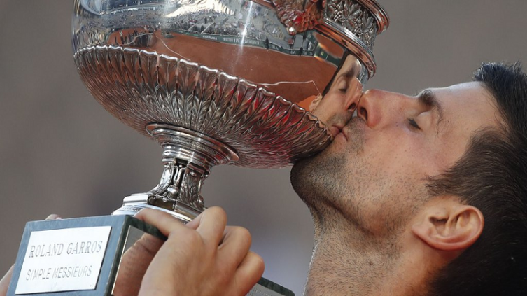 Djokovic se coronó campeón de Roland Garros