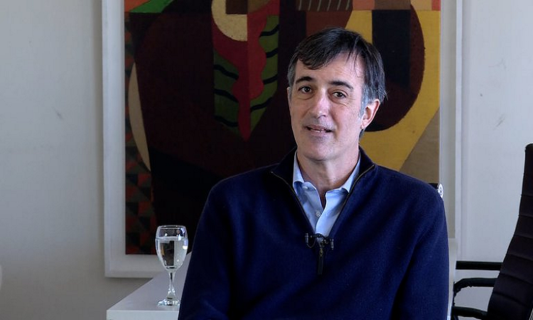 Háblalo: la app argentina que usa Esteban Bullrich para hablar con su hija de 6 años