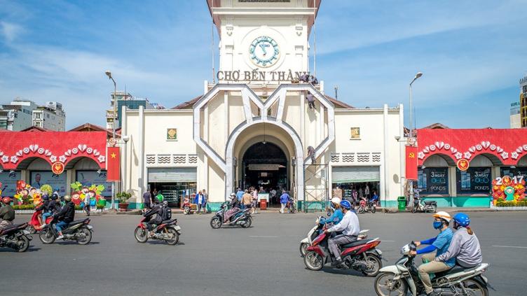 La ciudad más poblada de Vietnam endurece las restricciones