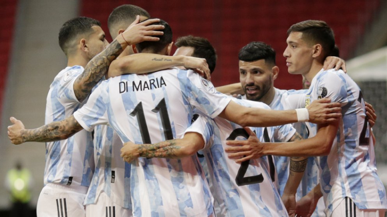 Copa América: Argentina venció 1-0 a Paraguay y lidera el Grupo A