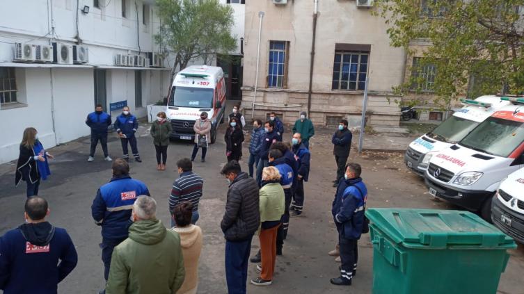 Trabajadores del 107 en estado de asamblea permanente