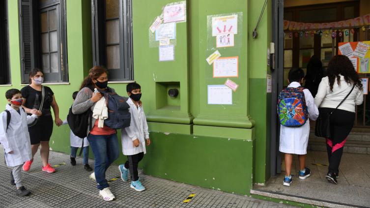 Vuelven las clases presenciales en primarias y jardines municipales