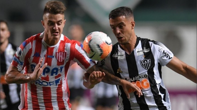 Rosario Central ofertará a Unión por Franco Calderón