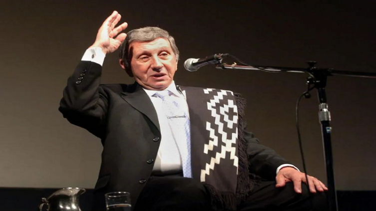 Luis Landriscina presentó un chamamé sobre el mate