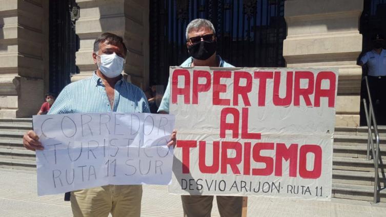 Cabañeros y guías de pesca volverían a los cortes este miércoles