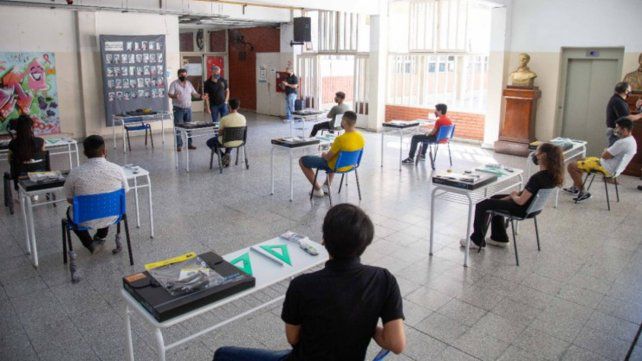 UDA en desacuerdo con la vuelta de clases 