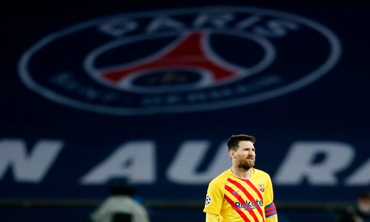Con Messi libre, PSG le hizo una oferta 