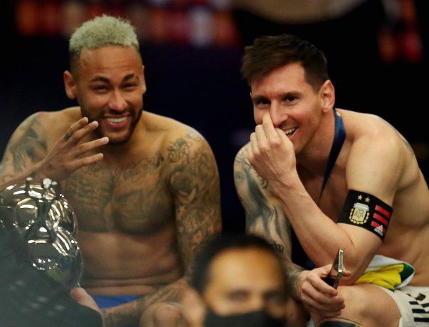 Las fotos de Messi y Neymar riendo que dan la vuelta al mundo