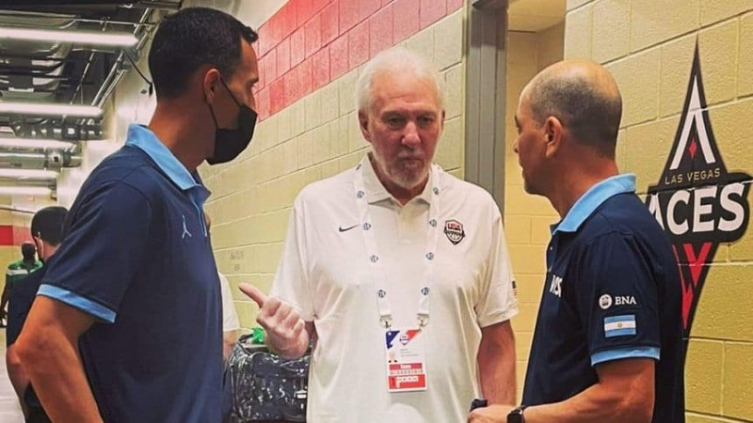 Oveja Hernández se encontró con Gregg Popovich antes de enfrentarlo