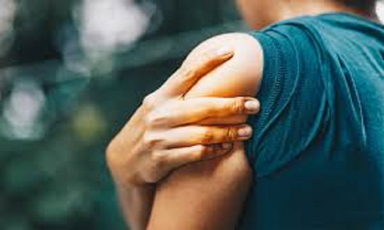 Covid: ejercicios para el dolor del brazo tras la vacuna 