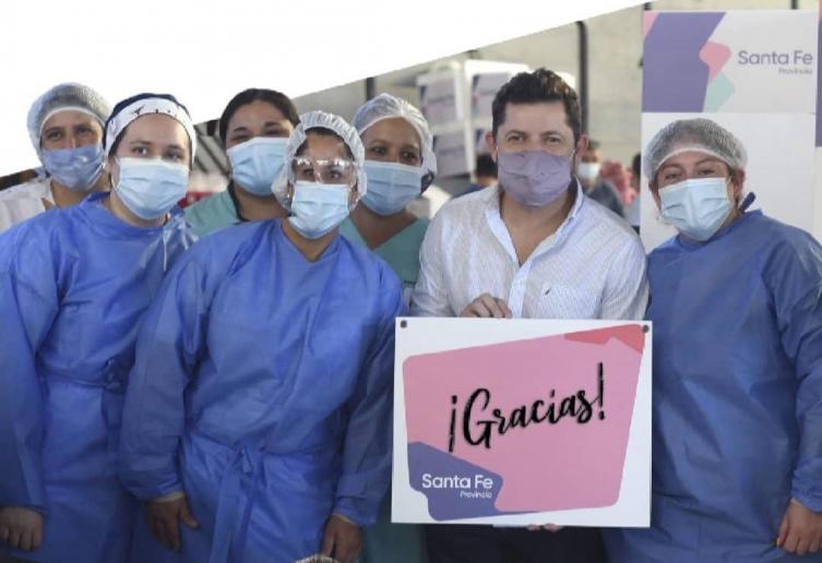 Proponen reconocer a trabajadores de salud que perdieron su vida por Covid