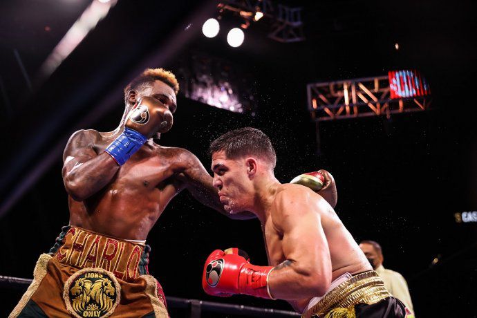 Brian Castaño empató con Jermell Charlo en un vergonzoso fallo