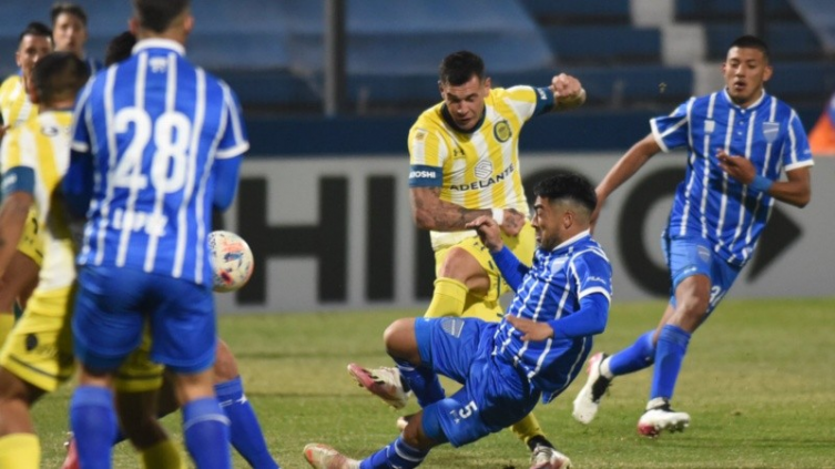 A Rosario Central se lo dio vuelta Godoy Cruz y le ganó 2 a 1