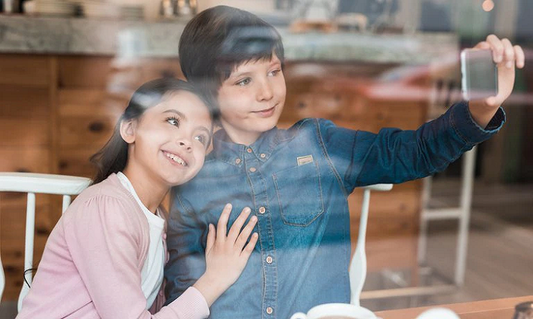 Fotos que jamás debería publicar de sus hijos en internet