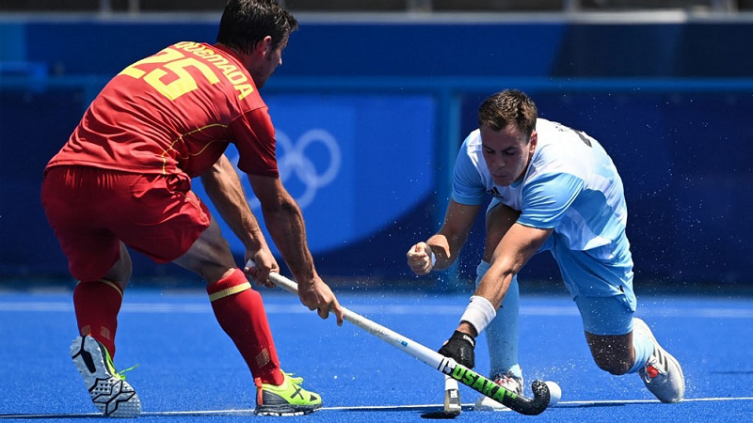 Los Leones empataron con España en su debut en Tokio
