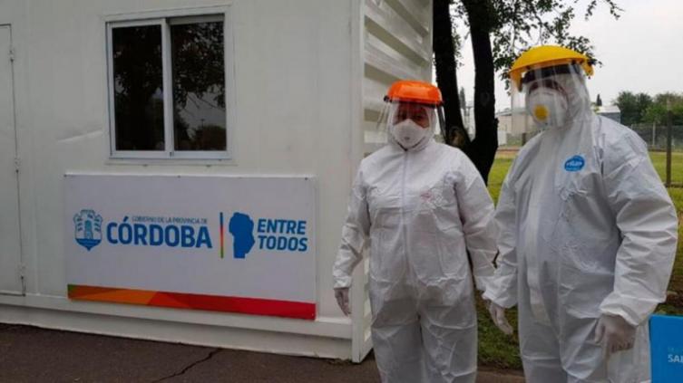 En Córdoba detectaron a 14 miembros de una familia con la variante Delta