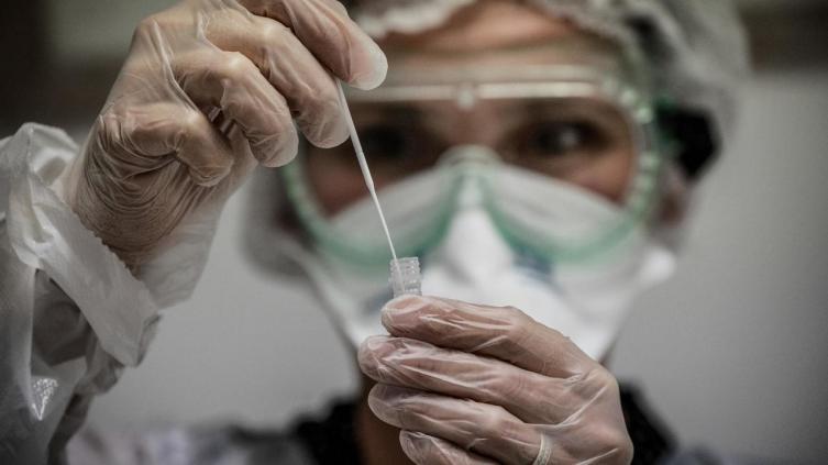 Coronavirus: confirmaron tres casos de la variante Delta en Rosario 
