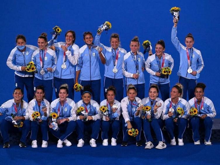 Las Leonas ganaron la primera medalla de plata para la Argentina