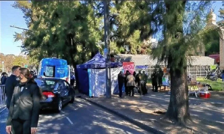 Rosario: una mujer fue a vacunarse, se sintió mal y murió