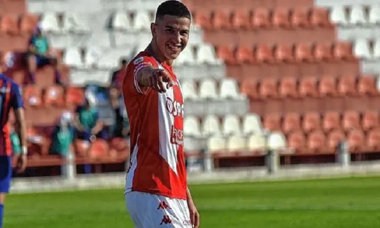 Unión: Lucas Esquivel cumplirá una fecha de suspensión 