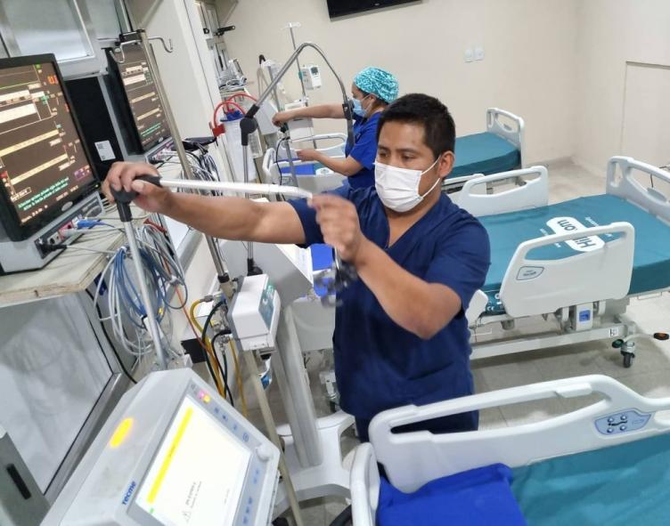 12 semanas de descenso sostenido de casos en el paìs