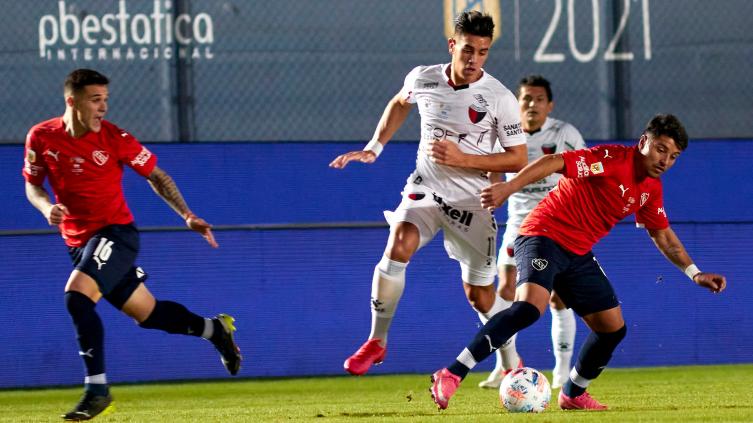 Colón perdió ante Independiente en Avellaneda