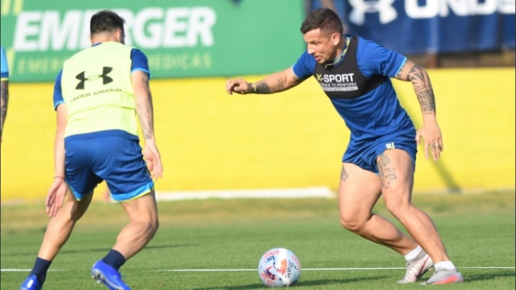Central: Vecchio jugaría el sábado ante Boca