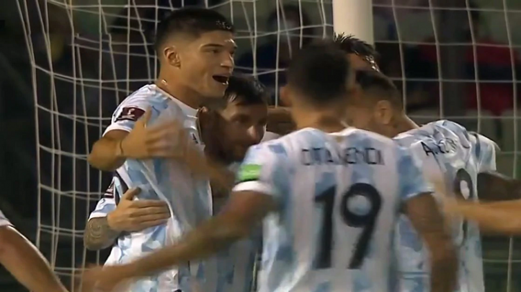 Argentina goleó y se floreó ante Venezuela, le ganó 3 a 1