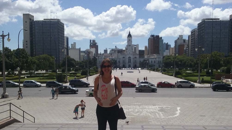 Inmigrantes enfatizan en la educación pública, la solidaridad y la amabilidad de la Argentina