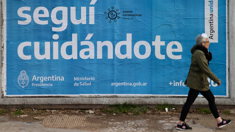 Se reportaron 141 casos de Covid en la provincia y 17 en la ciudad