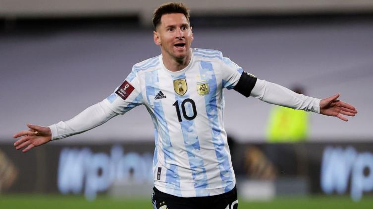 Messi superó el récord de Pelé como máximo goleador en selecciones sudamericanas