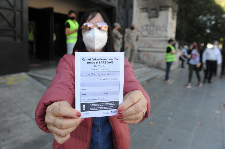 Santa Fe: más del 60% de la población mayor de 18 años recibió las dos dosis