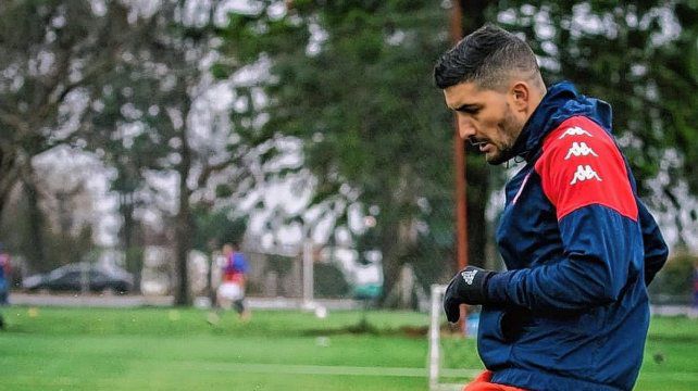 Nicolás Blandi suma chances para concentrar 