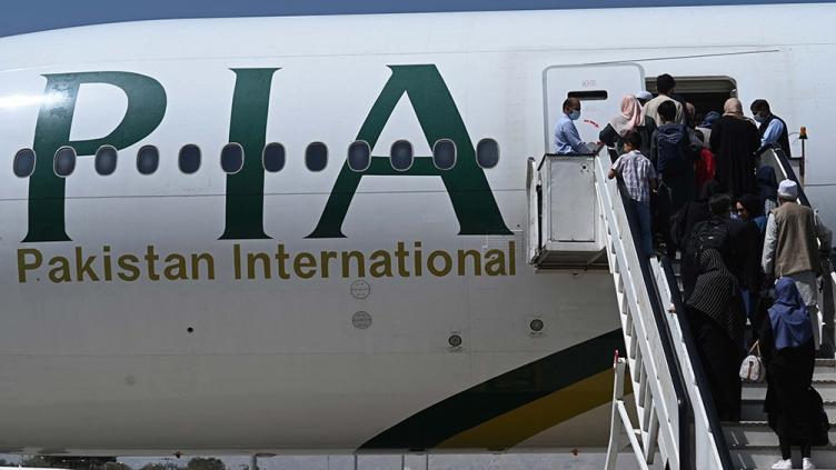 Despegó el primer vuelo comercial desde que los talibanes tomaron el poder en Afganistán