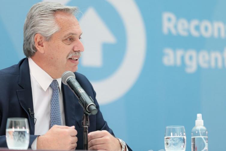 Tras la derrota, Fernández retomó la agenda y reafirmó el rumbo