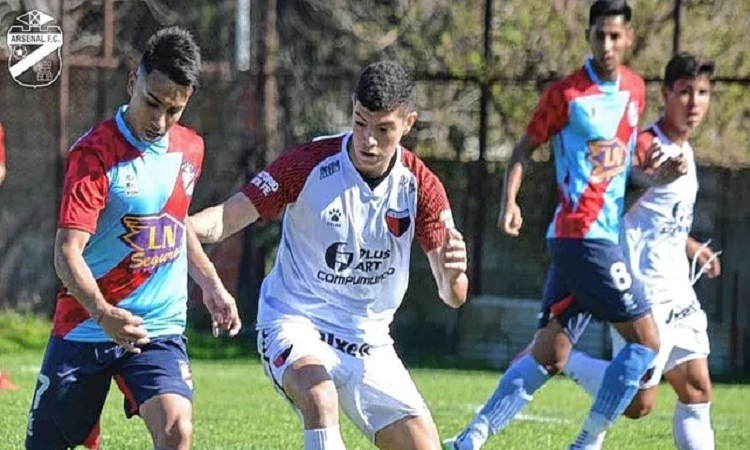 La Reserva de Colón empató con Arsenal