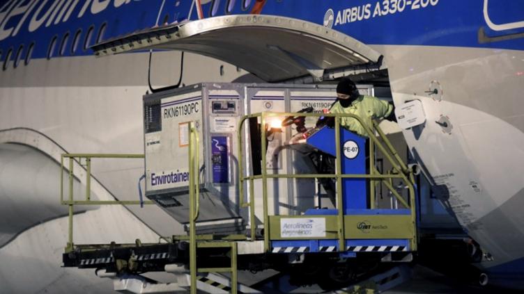 Llegan casi 3 millones de Sinopharm y el país supera las 63 millones