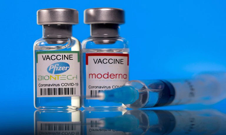 COVID-19: los CDC indican que la eficacia de Moderna supera a la de Pfizer