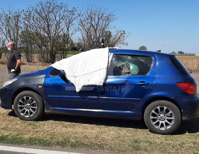 Policía vial persiguió a su expareja con el patrullero y la asesinó a balazos