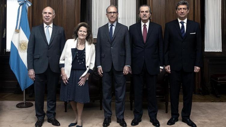 La Corte Suprema debe elegir antes de fin de mes al sucesor de Rosenkrantz
