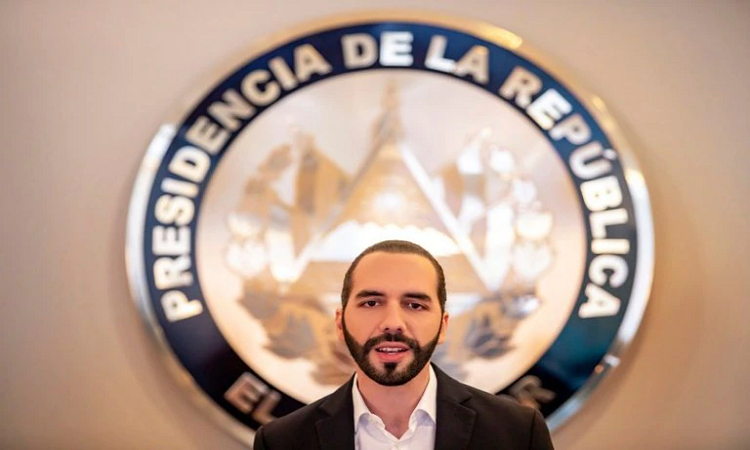 COVID-19: El Salvador aplicará la tercera dosis de la vacuna